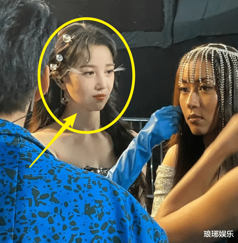 陈小纭|陈小纭晒未修合照引争议，张柏芝40岁状态堪忧，吉克真实肤色看愣了