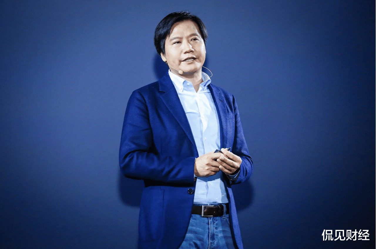 小米科技|三季度营收781亿，股价年内大跌超40%，小米为什么不被资本看好？