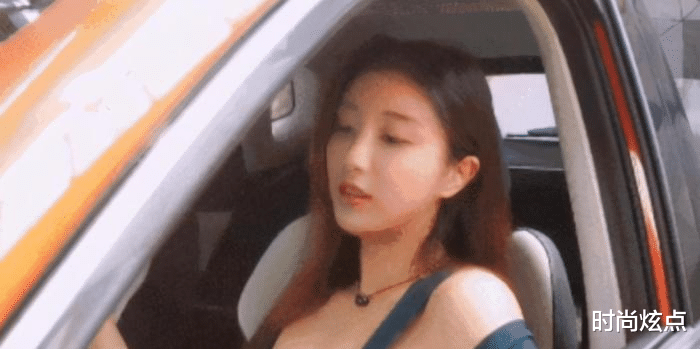 时尚炫点 ”陪嫂子去提车，不得不说这车真的太好看了！”