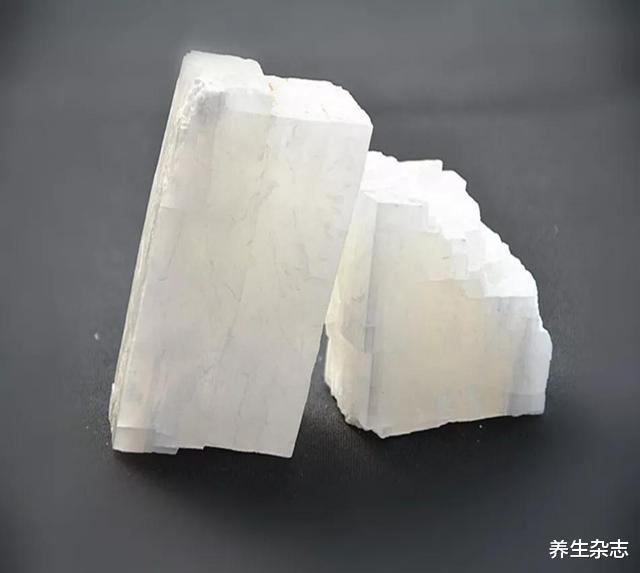 养生杂志|牙龈肿痛、出血，多与胃火有关，这味中药打成粉，可以很好地缓解