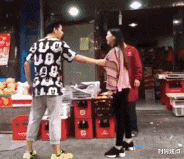 时尚炫点 “夏天女生上完厕所的尴尬时刻！”