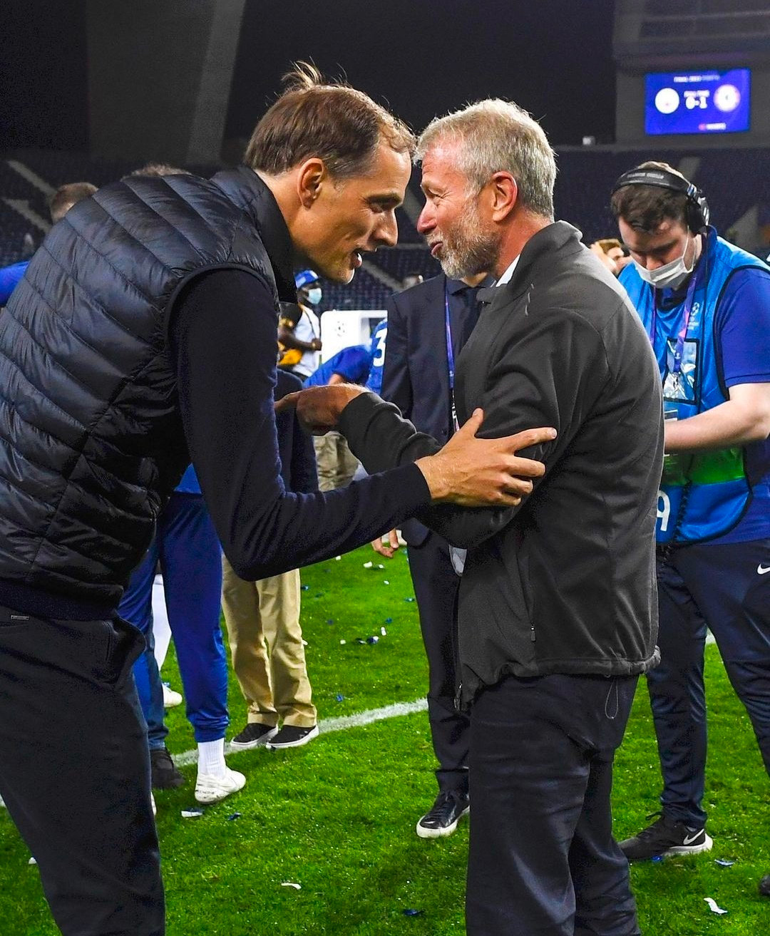 切尔西|37岁买下切尔西，到如今55岁捧起大耳杯！阿布拉莫维奇，真的老了