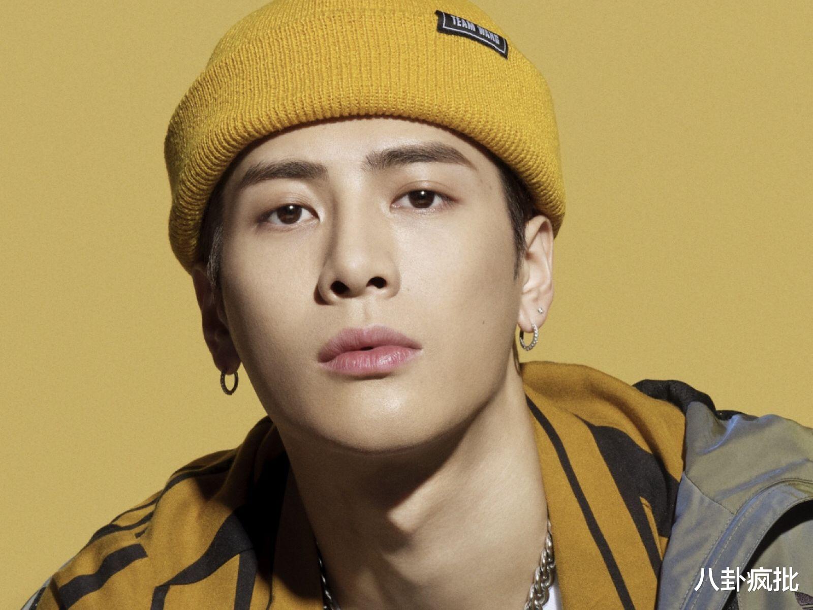 关晓彤|王嘉尔的惊喜，颜王黑料多，理发师签协议，霍尊找人盯梢，关晓彤