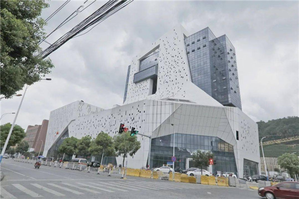 中国第一纺织网|5年砸下千万！中胤时尚携手北京服装学院打造时尚产业产学研平台