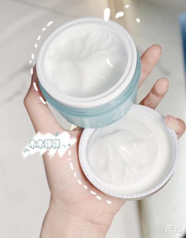 严选|张馨予素颜照被赞,晒出生活照片,如剥壳鸡蛋,慷慨分享自用面霜