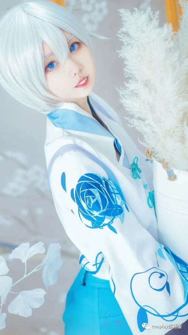玫瑰|cos：言和玫瑰常服cos正片@橘子