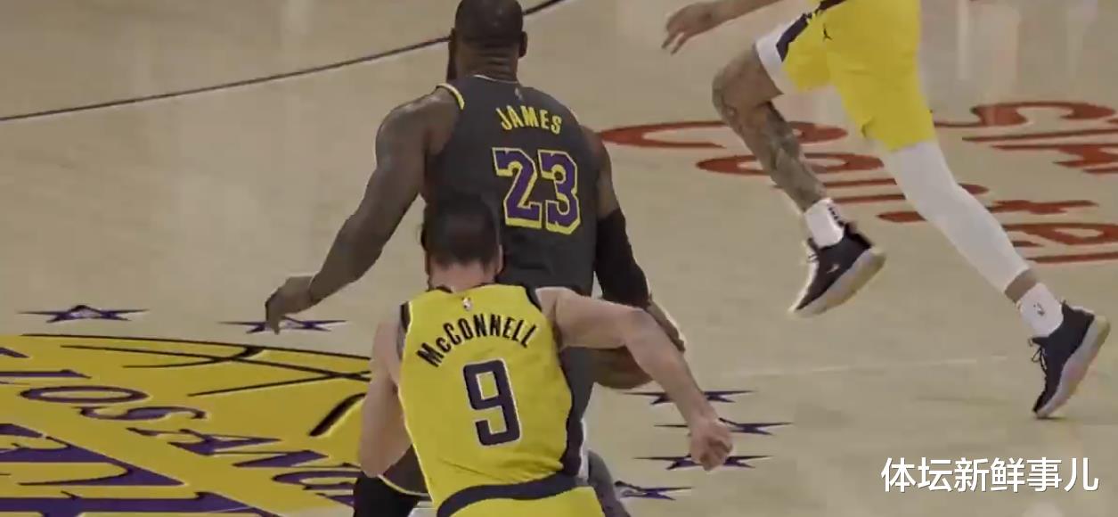 步行者队|惨烈！湖人105-100步行者，苏群曝内情，詹姆斯引热议，谁注意卡鲁索举动