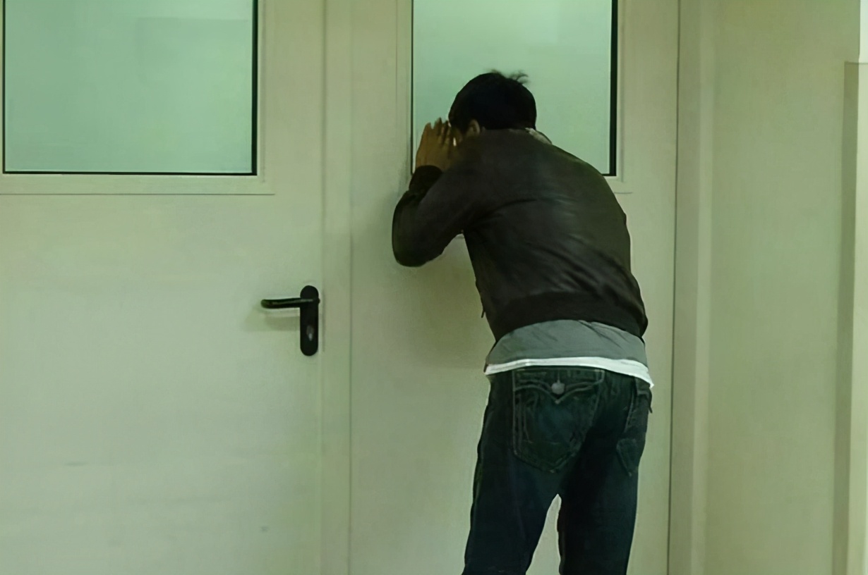 糖果的妈妈|“我在产房外玩游戏不行吗”？准爸爸被批“不长心”，他却很委屈