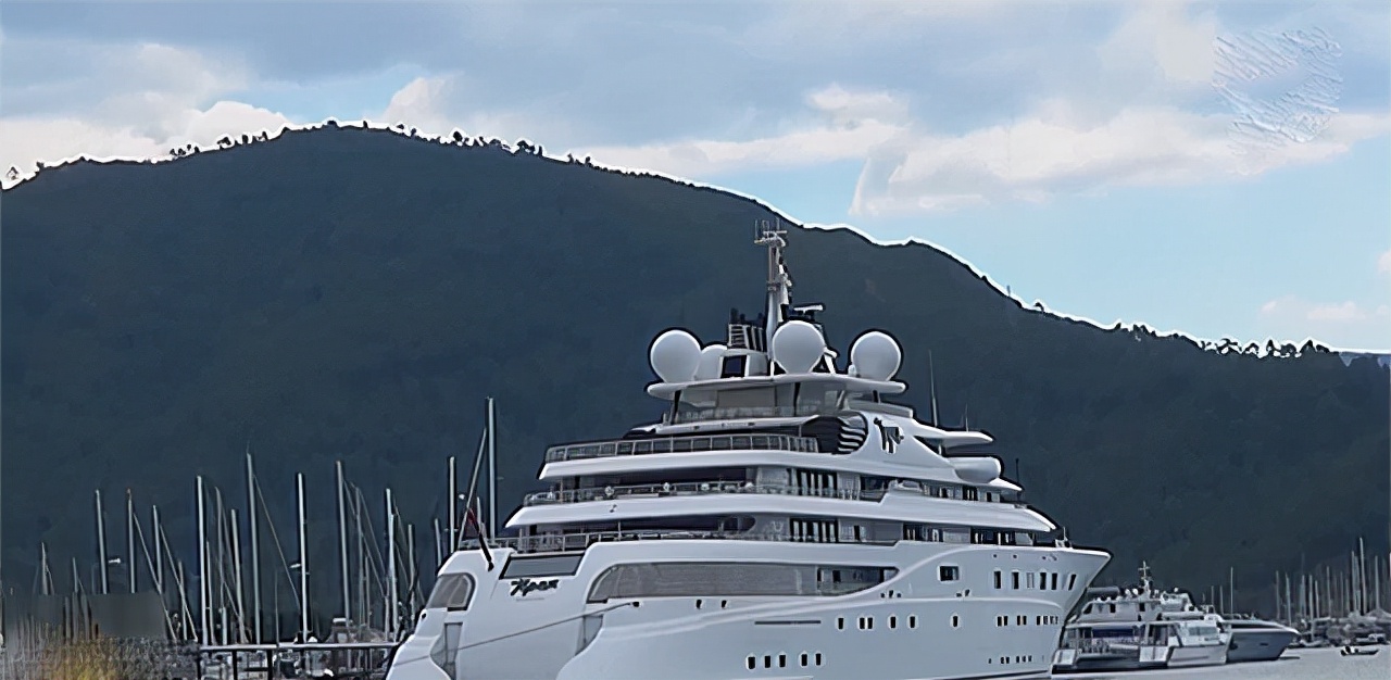 谢娜|花百亿泡遍世界女星,玩弄马来西亚国库,华裔富豪是如何做到的?