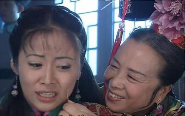 容嬷嬷|容嬷嬷的儿子，出道10年无人知晓，儿媳妇却“人尽皆知”