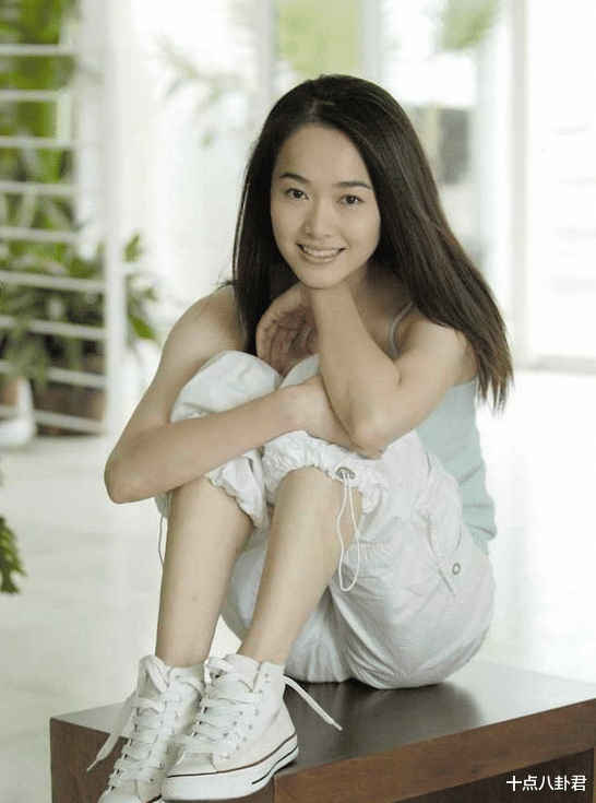 左小青|左小青与大她20岁的老公离婚，细数她背后的7个男人