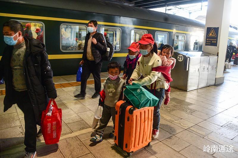 工地|人到中年,40多岁出去找工作难吗?放低姿态,扑下身子,没有问题