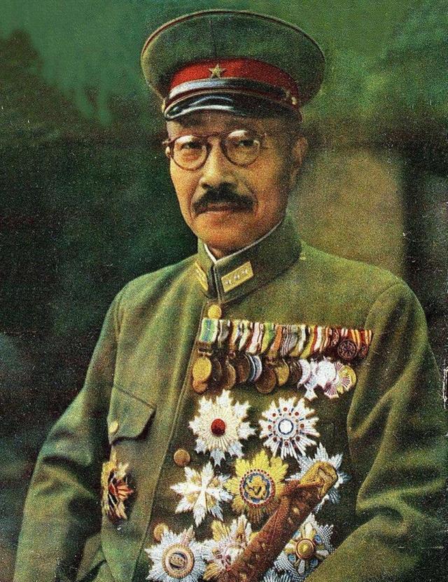 知否知否啊|“剃刀将军”东条英机64岁被绞死，留下3个儿子，现状如何？