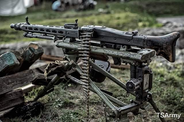 冲锋枪|盘点二战期间25种著名单兵自动武器