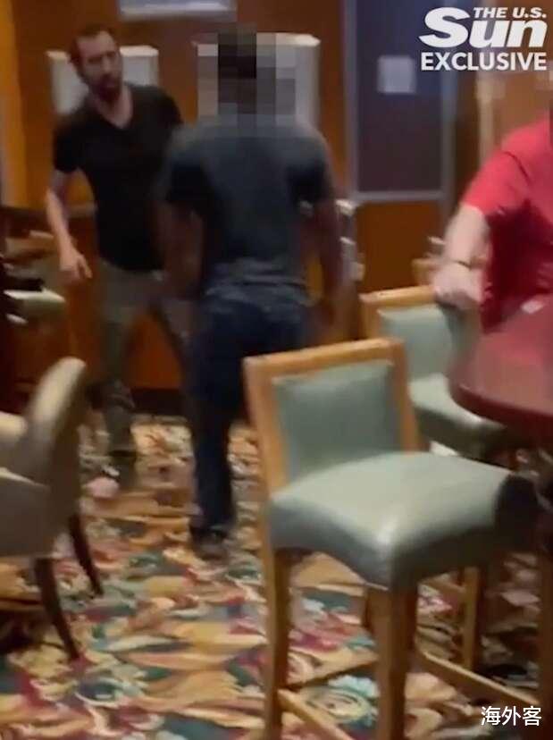 尼古拉斯·凯奇|沦落至此! 尼古拉斯·凯奇被误认为是流浪汉赶出酒店