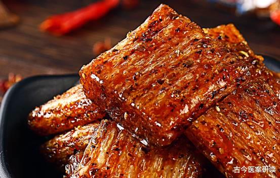 医生|吃一次等于喝5次“马桶水”，医生：你要是天天吃，胃早晚“烂成网”