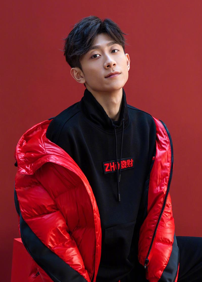 汪小菲|嘎子(谢孟伟)直播间爆料张一山混不下去要借钱？网友喊话少喝假酒