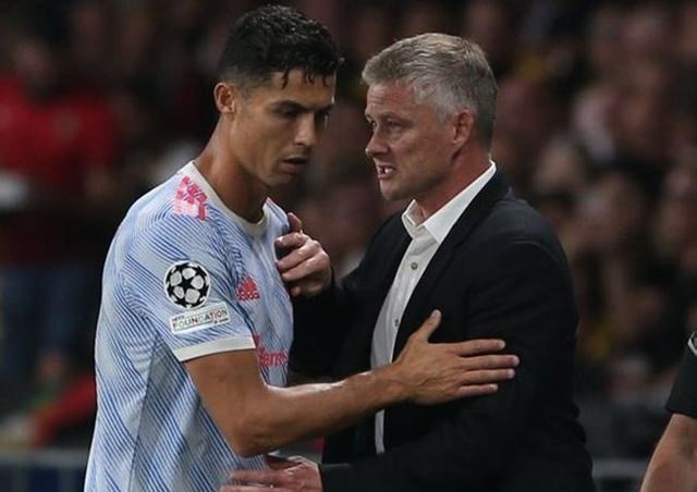 李知行讲育|6黄1红,曼联输球又输人,C罗与主帅索尔斯克亚矛盾激化