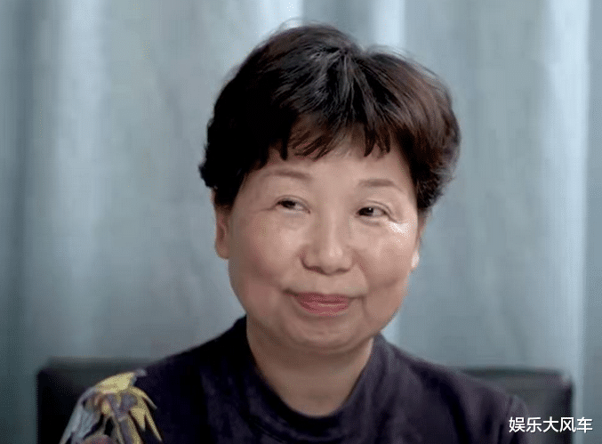 许敏|杜妈透露郭威儿子有“隐疾”，杜粉嘲讽田静花钱治瘸子，欺人太甚