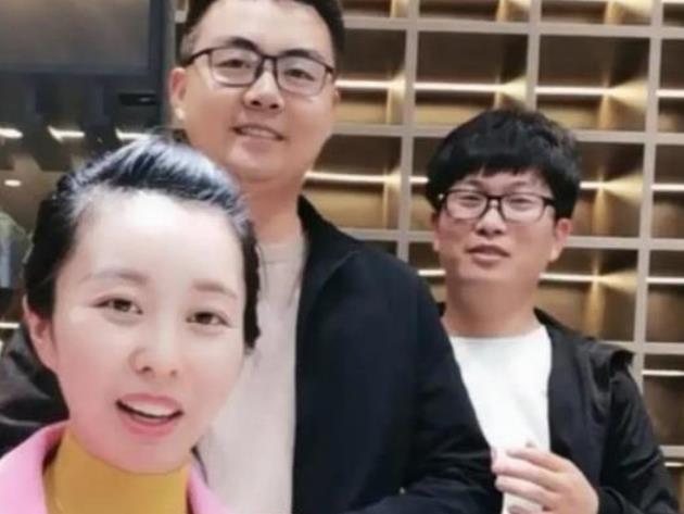 古力娜扎|田静晒美照迎接12月，希望所有烦恼烟消云散，网友催她生三胎