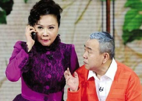 孙涛|春晚红人孙涛，为何红了25年没绯闻？看他背后的妻子是谁就知道