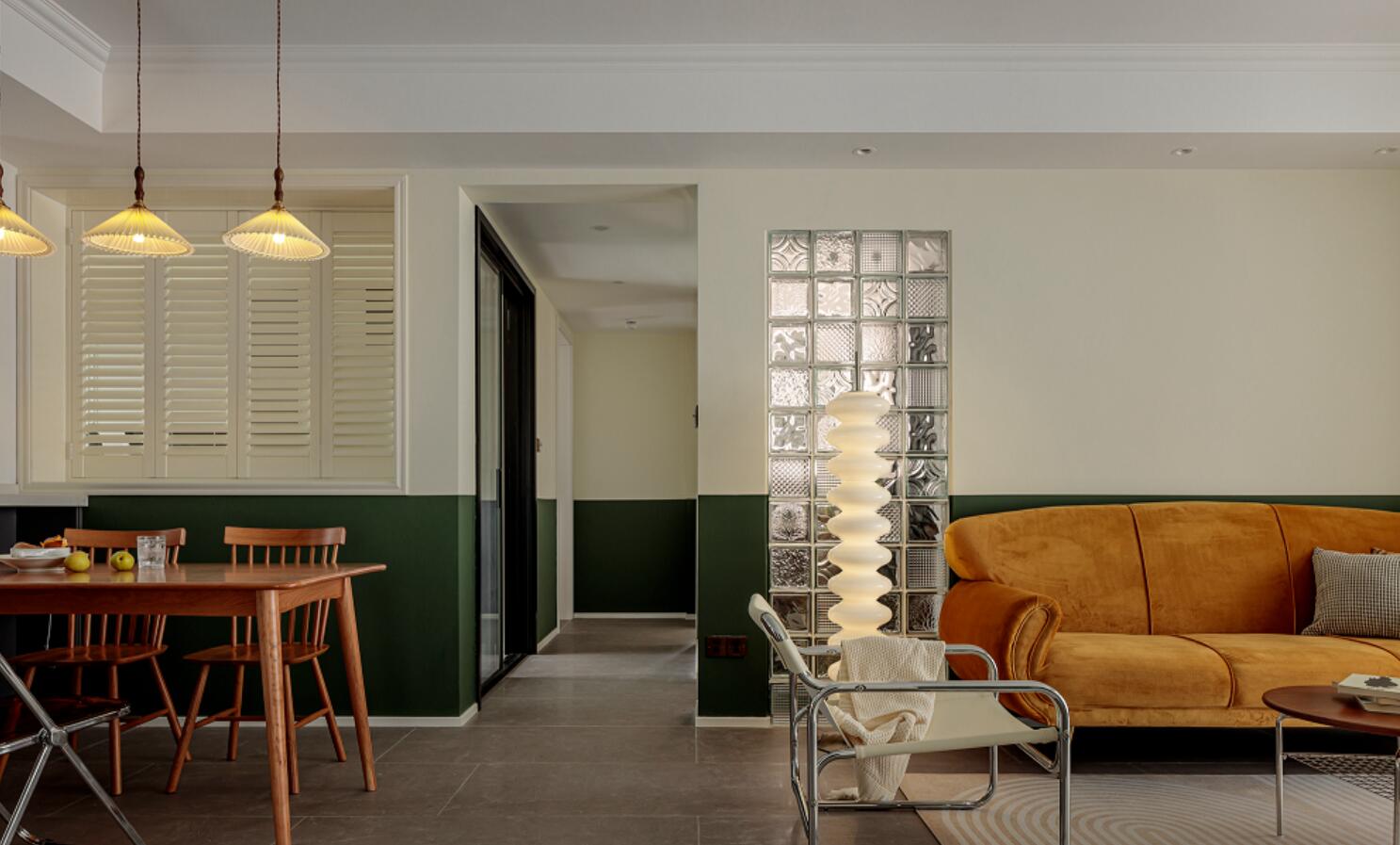 为避免新家“同质化”，她坚持不设装修风格，完工后优雅极了