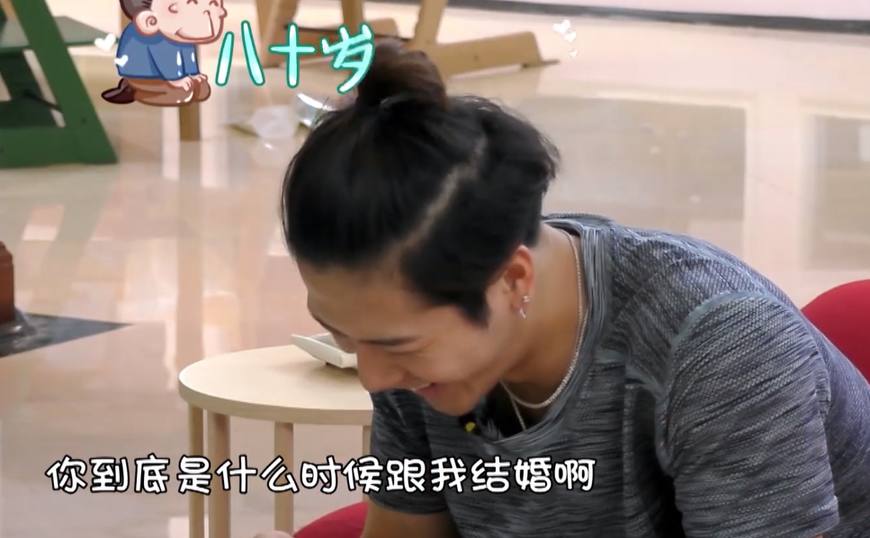 六小龄童|六小龄童29岁女儿也愁嫁？看到照片后，网友评论：这谁敢娶？