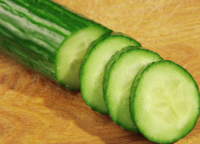 辣妈|90后辣妈朋友圈晒娃，自己却抢镜，马甲线惹人羡，这项运动是重点