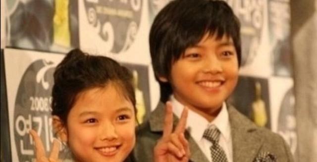 金裕贞|宋慧乔、文根英、韩孝珠和韩佳人的童年，4岁出道的她演了一个遍