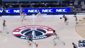 三双|0分0板0助攻也能场均拿三双！恐怖，NBA史上第一人诞生了！