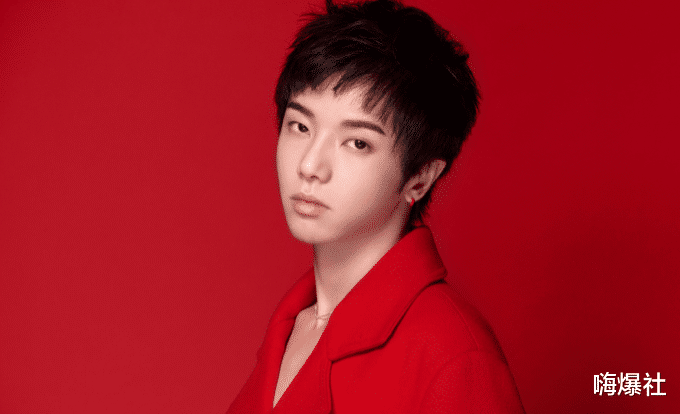 华晨宇|华晨宇172cm，任嘉伦178cm，当两人同框后，谁在说谎一目了然