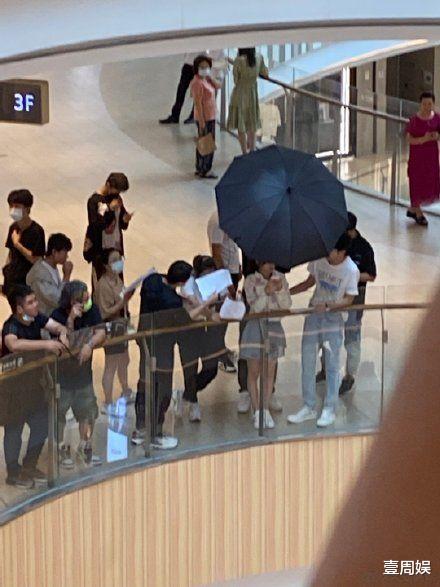 Angelababy|angelababy跟赖冠霖拍戏，腿上的肤色太真实，得罪化妆师了？