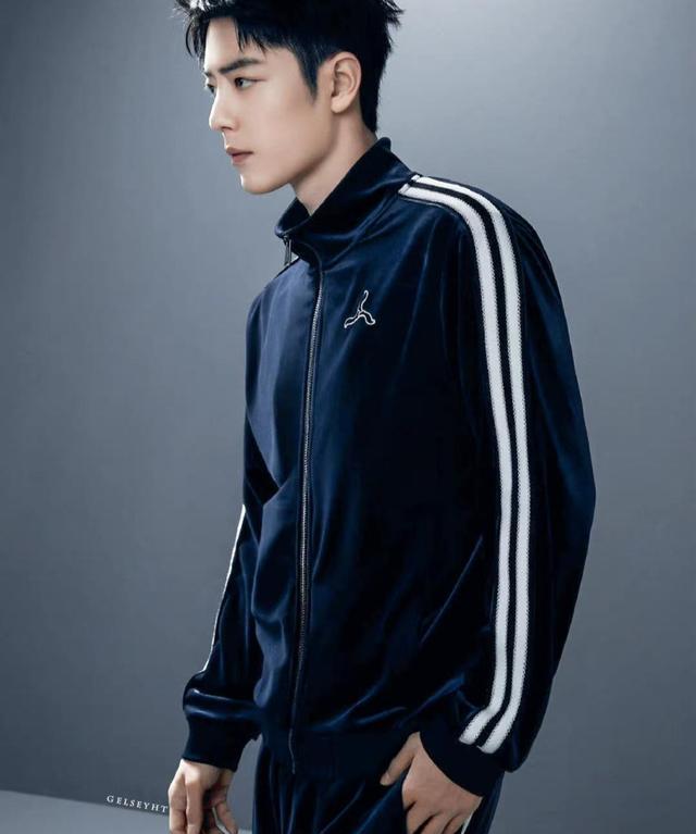 肖战|粉丝给肖战拍“北京初雪”，还许下了心愿，连续三年都是如此