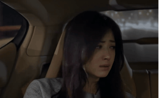 蒋欣|情商低得罪半个演艺圈，“傻姑娘”蒋欣的娱乐圈历险记