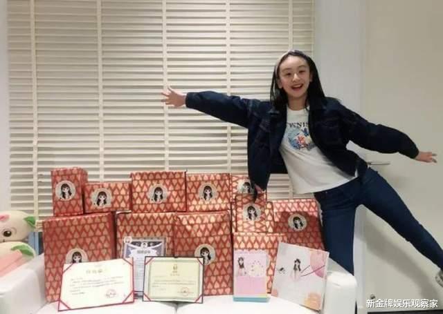 田雨橙|13岁森碟身高直逼田亮,不染发不化妆,算是星二代清流了吧?