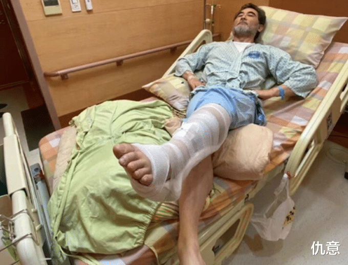 男神|曾美出天际的一代儒雅男神如今变为肌肉发达的“巨石强森”