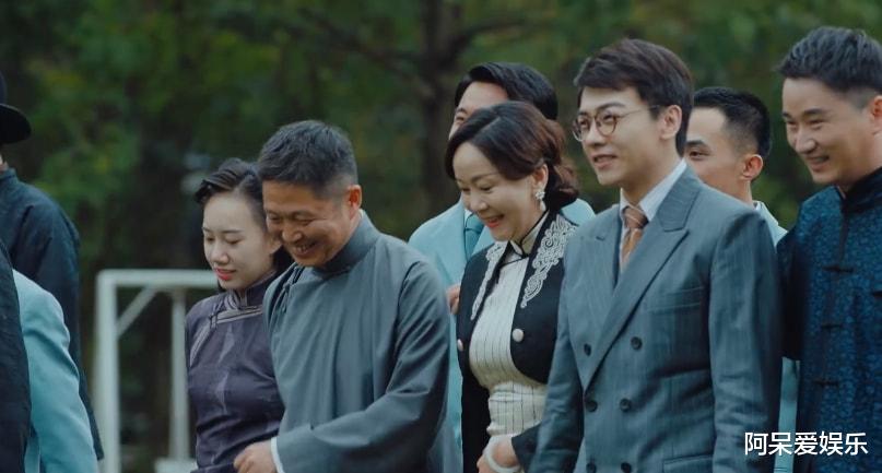 光芒|《光芒》大结局众生相：蓝姐心情大好，脸瓜子和查理已遭不测