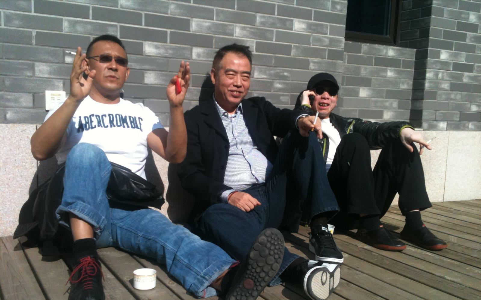 一只麦兜 想站着把钱挣了的姜文,这回还是跪下了