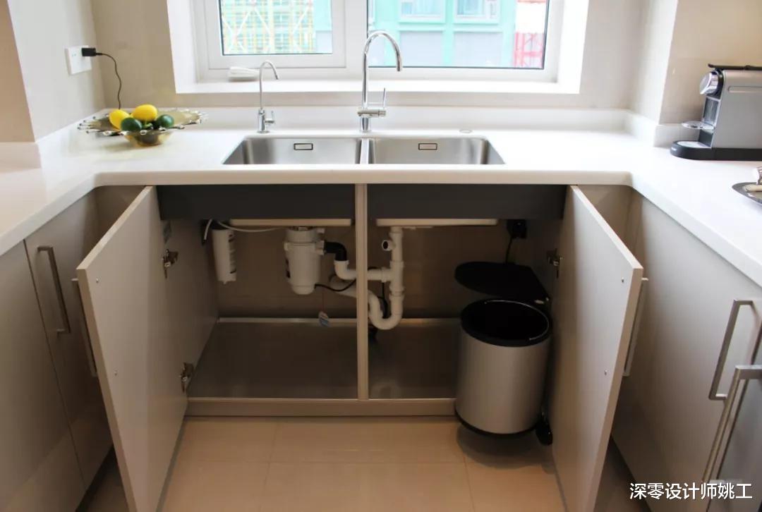 厨房里早该丢掉的这6件东西，不实用还占地，你何必再花钱去买