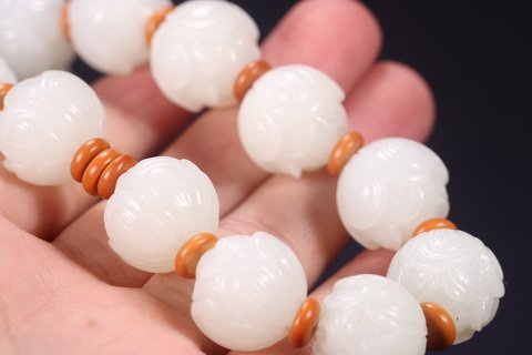 |回流 和田玉莲花珠手串