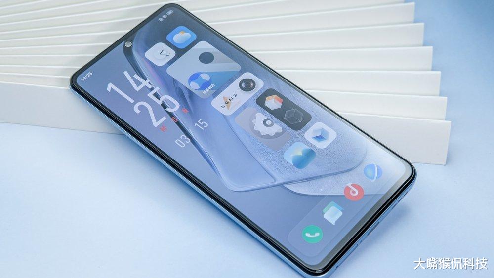 iqoo|12G+256G,iqooU5X曝光!6000毫安电池+120hz刷新率