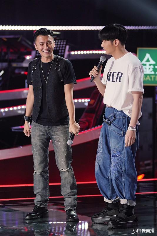 谢昀杉|谢霆锋生图真是“锋味”满满，单带耳钉配文艺眼镜，看着挺邪魅