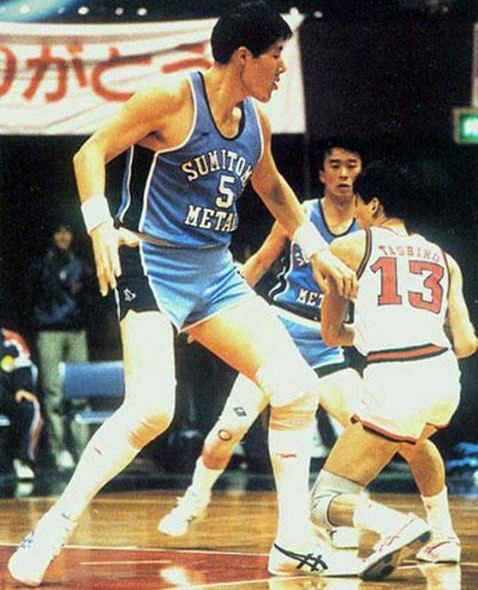 日本队|NBA新秀趣事：有人35岁成为新秀，身材最高新秀居然是日本人。