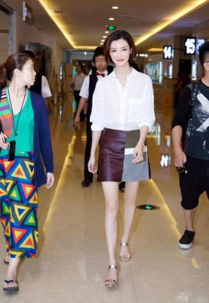 车晓|车晓“隐藏”38年的父亲，原来就是《亮剑》里的他，难怪不愿公开