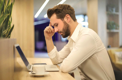 |泌尿科主任：前列腺不好的人，有3件事，劝你平时少做