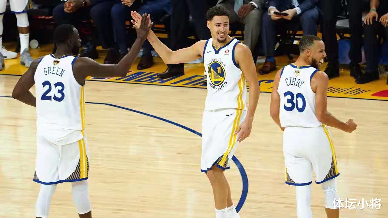 勇士队 炸裂了！美媒：勇士布局3换3交易，势必要冲击冠军，库里争MVP