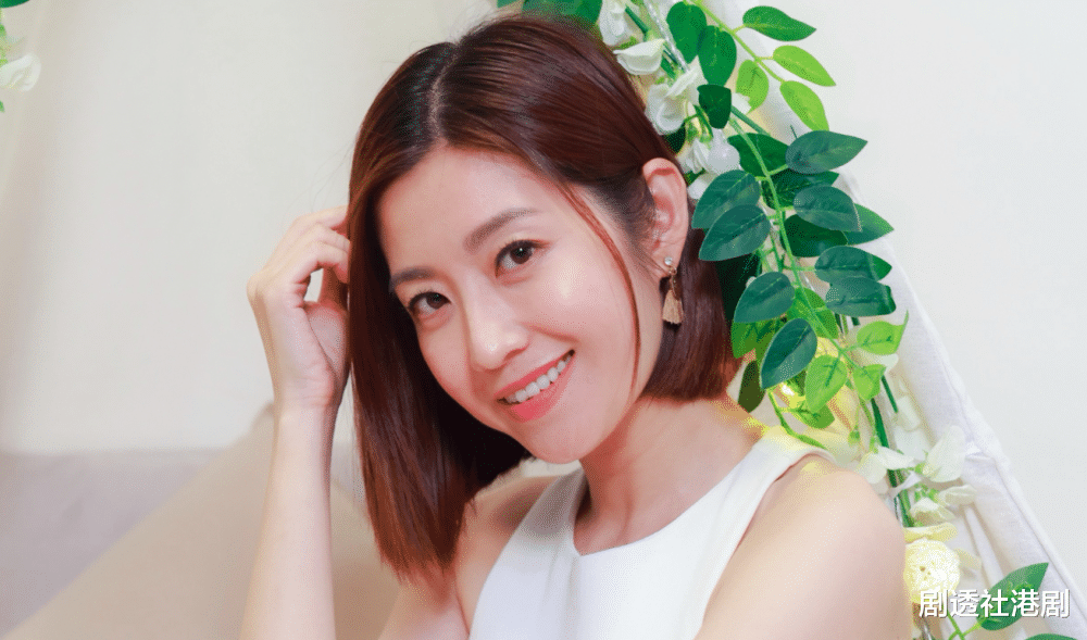 街拍|演技大爆发！TVB视帝老婆戏中小产大受打击，表情到位获网友大赞