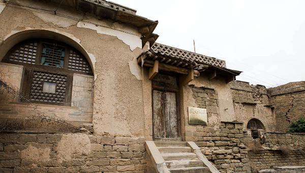 阳光语言矫正说|陕西再现“巨富豪宅”，主人家实力强盛却十分低调，被称榆林之光