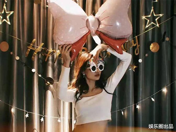 徐璐|徐璐庆生照火了，造型太野引起热议，网友：以为是夜店女王