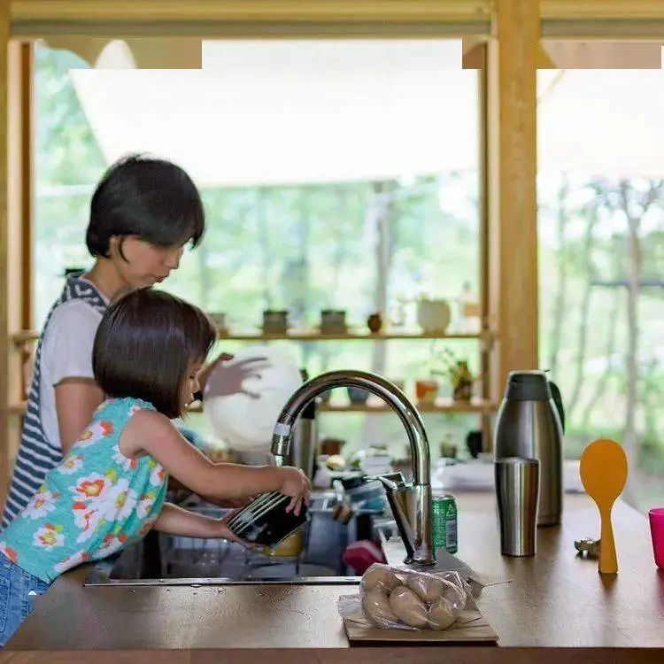 汇客廰文旅 夏听蝉鸣冬赏雪,这个男人携妻儿“躲到”乡下的田园生活羡煞旁人